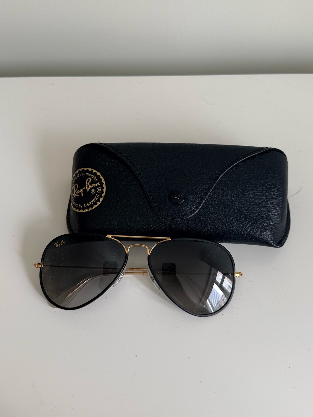 Ray-Ban Black and Gold Aviator Sunglasses